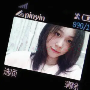 大神潜入艺校女厕偷拍两位舞蹈班的美女同学嘘嘘(附生活照)
