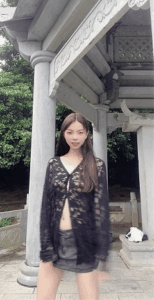 更新推特西西团队圆乳小师妹 安慕曦7 月VIP户外露出反差裸舞