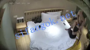 ⏪酒店偷拍⏩黑丝小少妇和相好女上排精